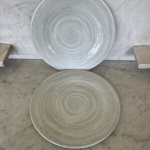 TOMMY BAHAMA Gray Swirl Melamine Dinner Plates (2)